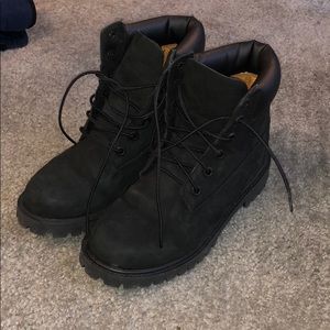 NEED GONE black timberlands